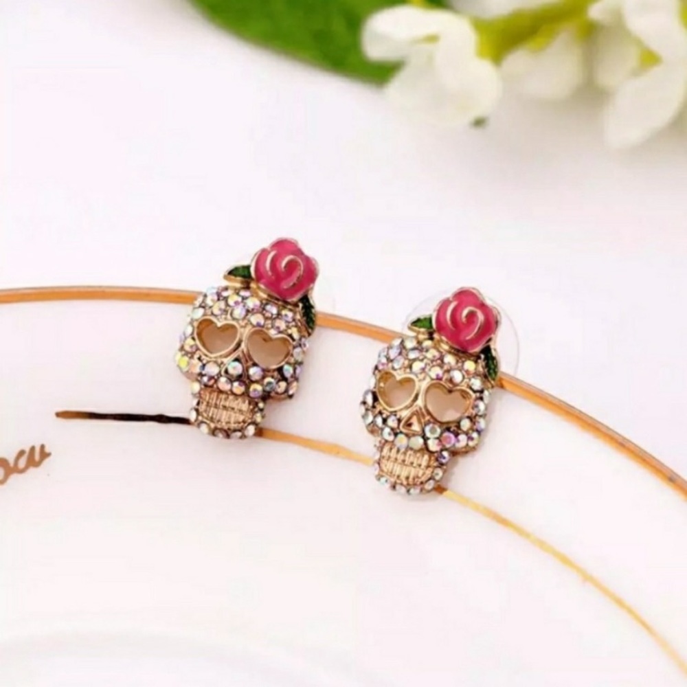 💀last one!🔥 Skull rhinestone earrings - Picture 3 of 3